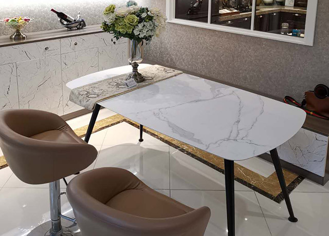 巖板餐桌面價(jià)格多少？巖板餐桌具有哪些特點(diǎn)呢？